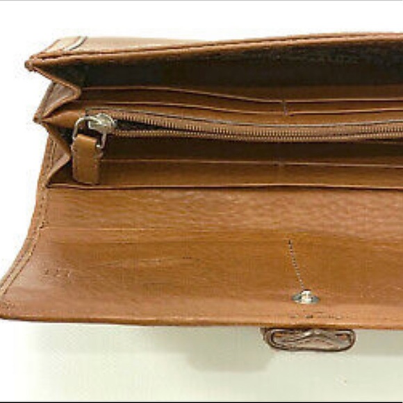 Banana Republic leather wallet - Picture 4 of 4